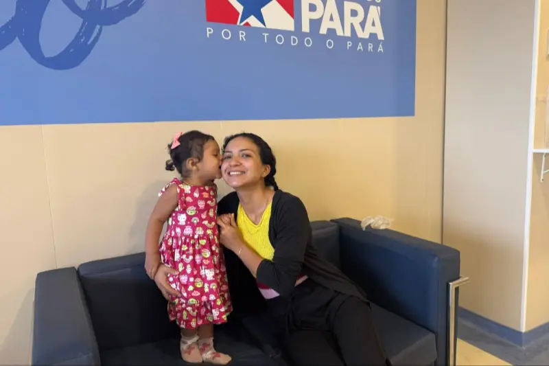 Acompanhante Natália Sena Faria