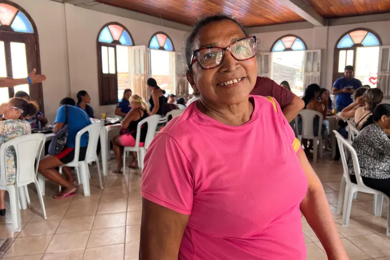 A moradora Juliana Nazaré compareceu à ação para cuidar da saúde ocular: “O atendimento foi maravilhoso!"