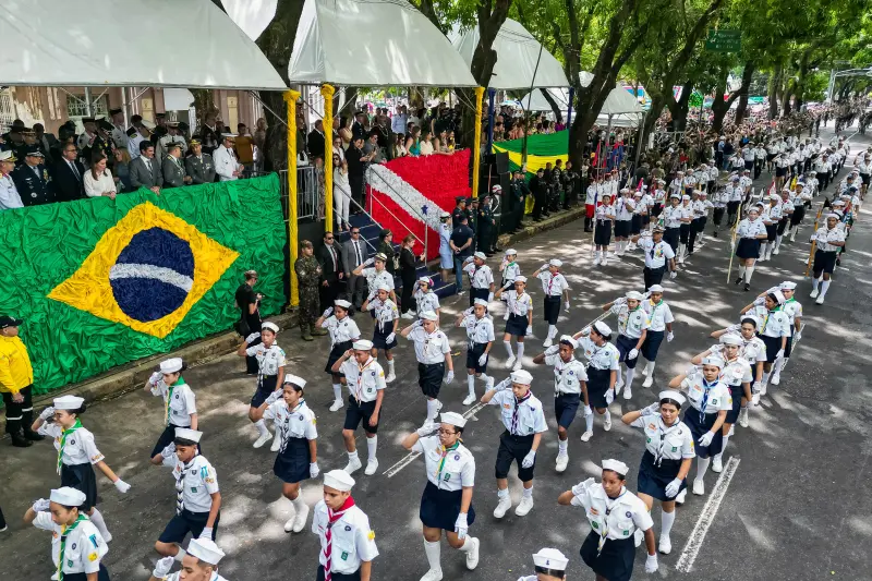 default <div class='credito_fotos'>Foto: Raphael Luz / Ag. Pará &nbsp;&nbsp;|&nbsp;&nbsp; <a href='/midias/2025/originais/20250907110148-GF00024762-F00440521.jpg' download><i class='fa-solid fa-download'></i> Download</a></div>