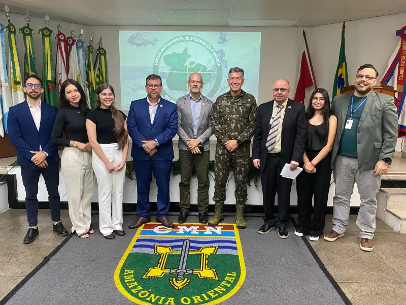 Professores e alunos da Uepa em evento do Comando Militar do Norte