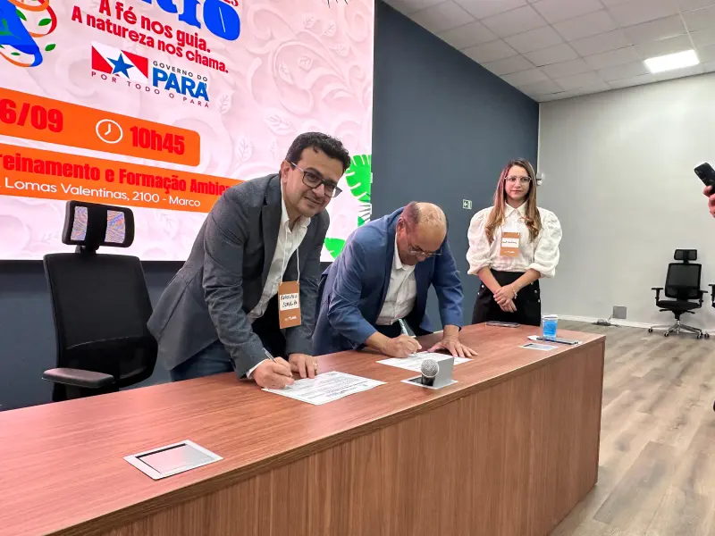 secretário Rodolpho Bastos e presidente Nilson Pinto assinam os primeiros certificados de regularidade ambiental por meio das CPAs