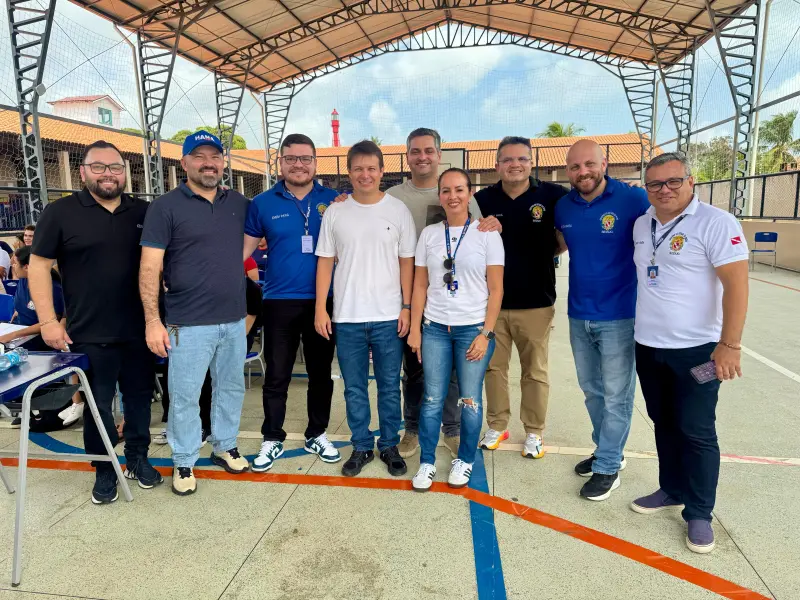 Secretário de Educação com prefeito de Salinópolis, Kaká Sena, e professores do Enem Pará 