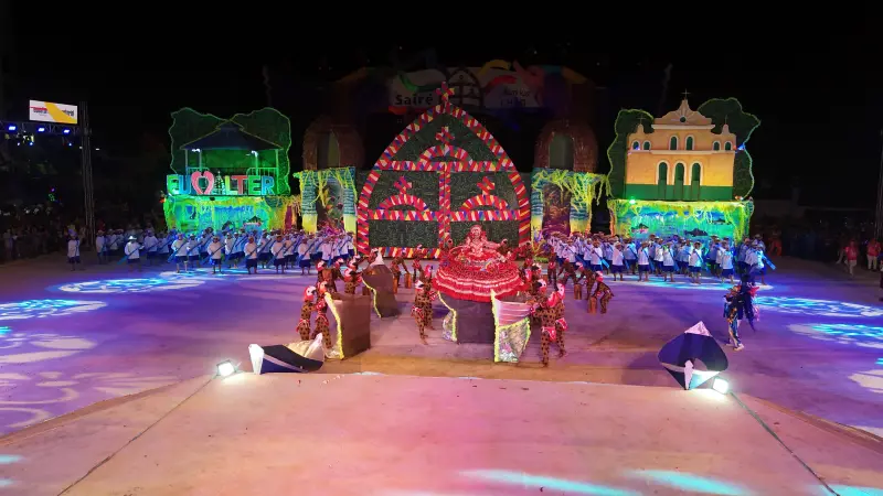 APRESENTAÇÃO DO BOTO COR-DE-ROSA <div class='credito_fotos'>Foto: Augusto Miranda / Ag. Pará &nbsp;&nbsp;|&nbsp;&nbsp; <a href='/midias/2025/originais/20250921093716-GF00024920-F00446262.jpg' download><i class='fa-solid fa-download'></i> Download</a></div>