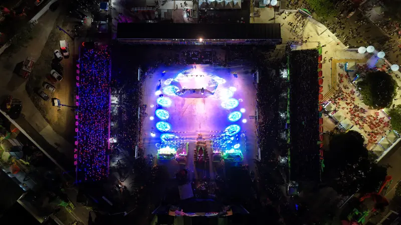 APRESENTAÇÃO DO BOTO COR-DE-ROSA <div class='credito_fotos'>Foto: Augusto Miranda / Ag. Pará &nbsp;&nbsp;|&nbsp;&nbsp; <a href='/midias/2025/originais/20250921093718-GF00024920-F00446263.jpg' download><i class='fa-solid fa-download'></i> Download</a></div>