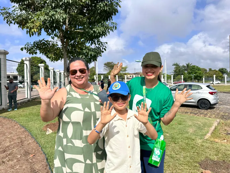 Kelly Freitas e sua família