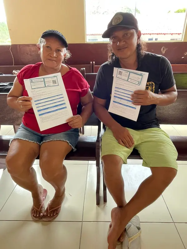 Clarice Santos e o filho Erinaldo Santos