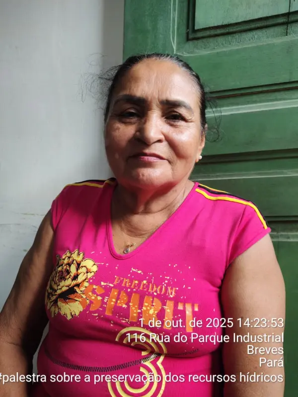 Maria da Conceição também vai apostar no artesanato para compor a renda familiar.