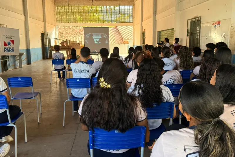 Ação envolveu alunos da rede estadual em Itaituba