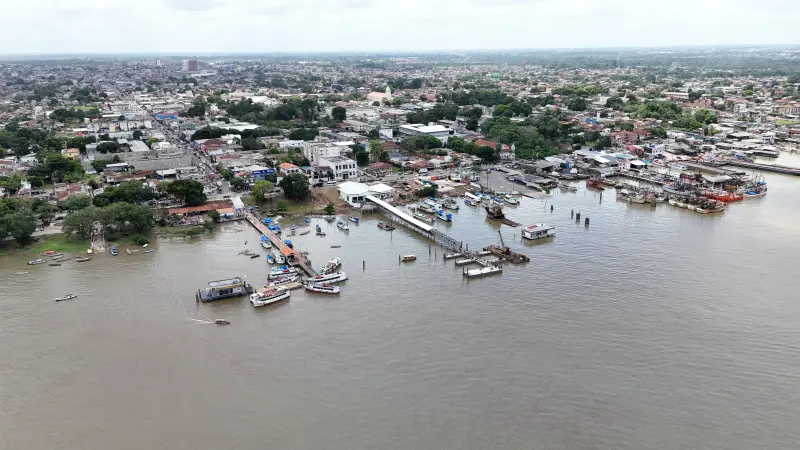 default <div class='credito_fotos'>Foto: Vinicius Pinto / Ag. Pará &nbsp;&nbsp;|&nbsp;&nbsp; <a href='/midias/2025/originais/20251007154738-GF00025077-F00451752.jpg' download><i class='fa-solid fa-download'></i> Download</a></div>