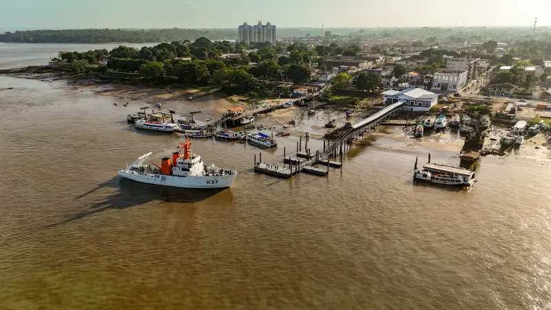 default <div class='credito_fotos'>Foto: Vinicius Pinto / Ag. Pará &nbsp;&nbsp;|&nbsp;&nbsp; <a href='/midias/2025/originais/20251009084106-GF00025104-F00452852.jpg' download><i class='fa-solid fa-download'></i> Download</a></div>