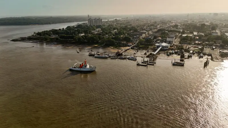 default <div class='credito_fotos'>Foto: Vinicius Pinto / Ag. Pará &nbsp;&nbsp;|&nbsp;&nbsp; <a href='/midias/2025/originais/20251009084112-GF00025104-F00452855.jpg' download><i class='fa-solid fa-download'></i> Download</a></div>