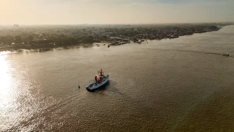 default <div class='credito_fotos'>Foto: Vinicius Pinto / Ag. Pará &nbsp;&nbsp;|&nbsp;&nbsp; <a href='/midias/2025/originais/20251009084117-GF00025104-F00452858.jpg' download><i class='fa-solid fa-download'></i> Download</a></div>