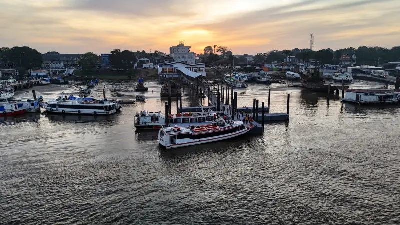 default <div class='credito_fotos'>Foto: Vinicius Pinto / Ag. Pará &nbsp;&nbsp;|&nbsp;&nbsp; <a href='/midias/2025/originais/20251009090646-GF00025106-F00452981.jpg' download><i class='fa-solid fa-download'></i> Download</a></div>