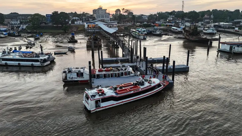 default <div class='credito_fotos'>Foto: Vinicius Pinto / Ag. Pará &nbsp;&nbsp;|&nbsp;&nbsp; <a href='/midias/2025/originais/20251009090655-GF00025106-F00452986.jpg' download><i class='fa-solid fa-download'></i> Download</a></div>