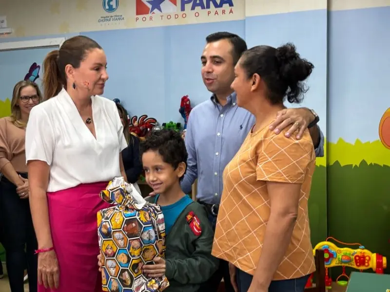 Luis Fernando, de 7 anos, recebeu alta no Dia das Crianças, após mais de um mês de internação no HC para tratamento cardíaco.