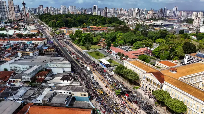 default <div class='credito_fotos'>Foto: Alexandre Costa / Ag. Pará   |   <a href='/midias/2025/originais/20251010111029-GF00025124-F00453521.jpg' download><i class='fa-solid fa-download'></i> Download</a></div>