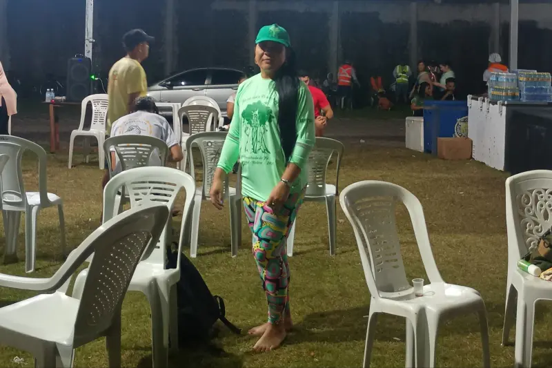 Débora Lemos, integrante do grupo caminhada da fé 