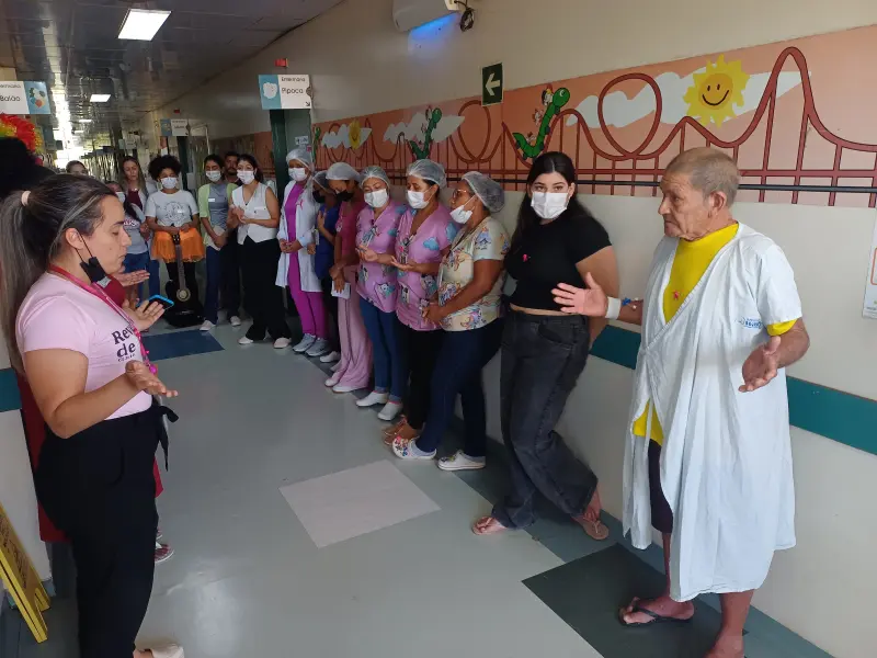 Momento de oração na clínica oncológica