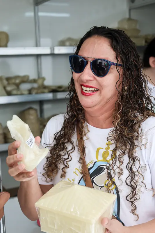 Elisangela Faro, 43 anos <div class='credito_fotos'>Foto: Bruno Cecim / Ag.Pará &nbsp;&nbsp;|&nbsp;&nbsp; <a href='/midias/2025/originais/20251011111424-GF00025136-F00453980.jpg' download><i class='fa-solid fa-download'></i> Download</a></div>