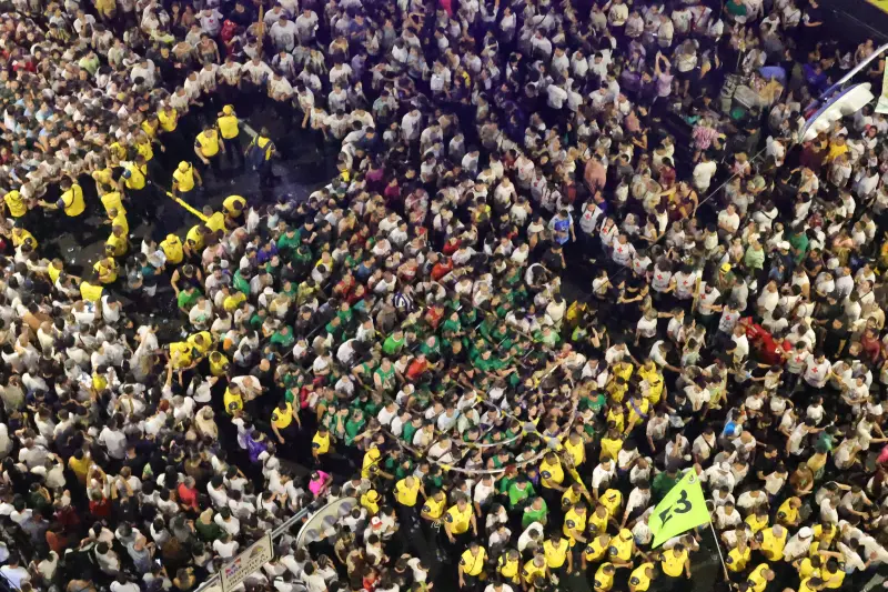  <div class='credito_fotos'>Foto: Bruno Cruz / Ag. Pará &nbsp;&nbsp;|&nbsp;&nbsp; <a href='/midias/2025/originais/20251011230050-GF00025144-F00454259.jpg' download><i class='fa-solid fa-download'></i> Download</a></div>