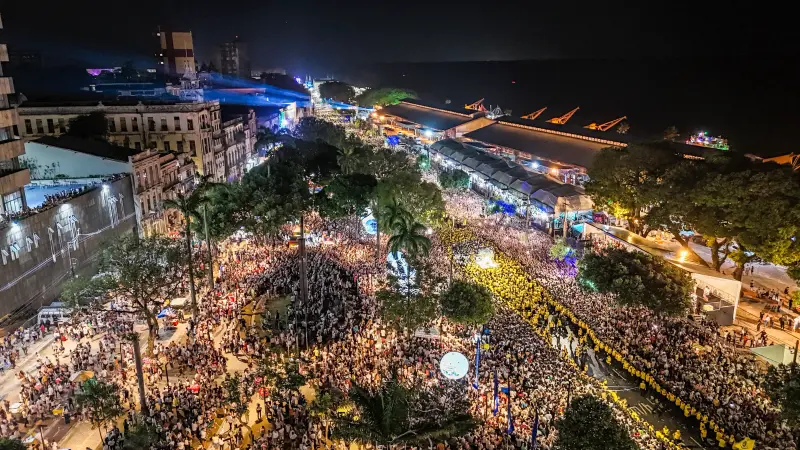 default <div class='credito_fotos'>Foto: Vinicius Pinto / Ag. Pará &nbsp;&nbsp;|&nbsp;&nbsp; <a href='/midias/2025/originais/20251011234656-GF00025147-F00454332.jpg' download><i class='fa-solid fa-download'></i> Download</a></div>