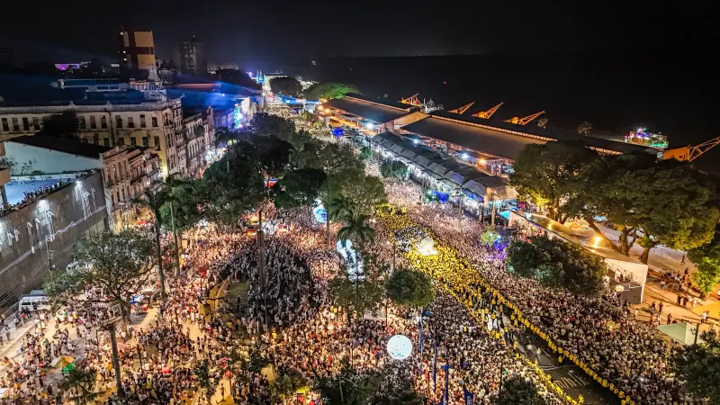 default <div class='credito_fotos'>Foto: Vinicius Pinto / Ag. Pará &nbsp;&nbsp;|&nbsp;&nbsp; <a href='/midias/2025/originais/20251011234658-GF00025147-F00454333.jpg' download><i class='fa-solid fa-download'></i> Download</a></div>