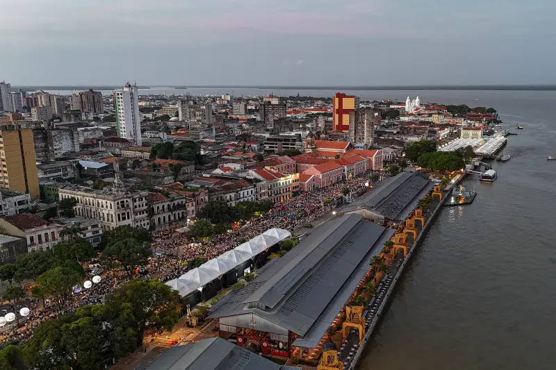 default <div class='credito_fotos'>Foto: Vinicius Pinto / Ag. Pará &nbsp;&nbsp;|&nbsp;&nbsp; <a href='/midias/2025/originais/20251012101753-GF00025152-F00454481.jpg' download><i class='fa-solid fa-download'></i> Download</a></div>