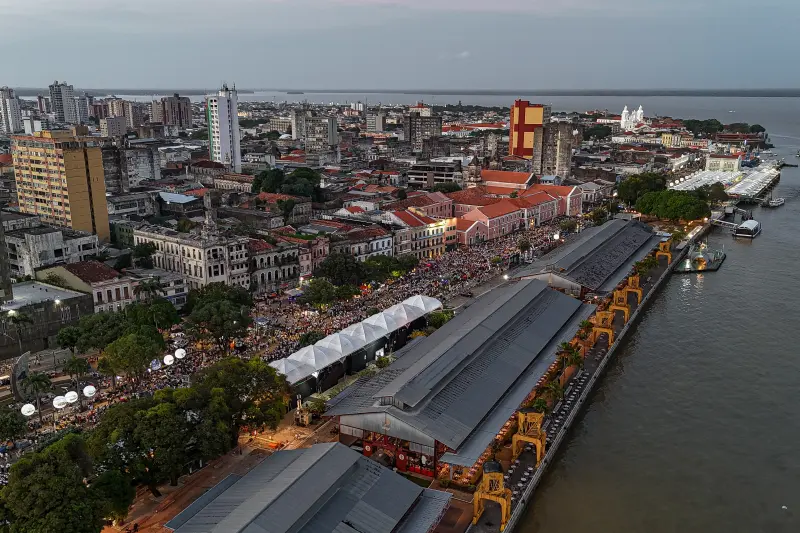 default <div class='credito_fotos'>Foto: Vinicius Pinto / Ag. Pará &nbsp;&nbsp;|&nbsp;&nbsp; <a href='/midias/2025/originais/20251012101755-GF00025152-F00454482.jpg' download><i class='fa-solid fa-download'></i> Download</a></div>