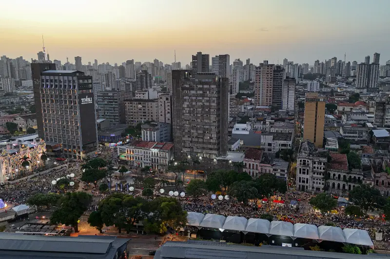 default <div class='credito_fotos'>Foto: Vinicius Pinto / Ag. Pará &nbsp;&nbsp;|&nbsp;&nbsp; <a href='/midias/2025/originais/20251012101758-GF00025152-F00454484.jpg' download><i class='fa-solid fa-download'></i> Download</a></div>