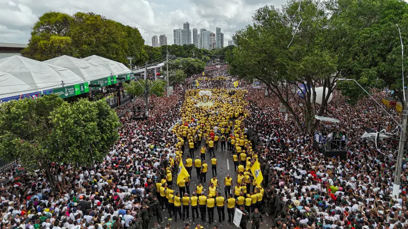 default <div class='credito_fotos'>Foto: Vinicius Pinto / Ag. Pará &nbsp;&nbsp;|&nbsp;&nbsp; <a href='/midias/2025/originais/20251012102857-GF00025152-F00454529.jpg' download><i class='fa-solid fa-download'></i> Download</a></div>