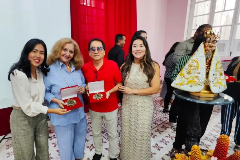 Família Ishiguro com o Prêmio Carlos Rocque 2025