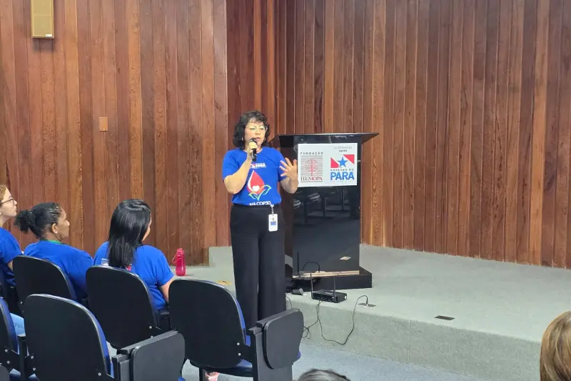 Carla Durães, enfermeira e gerente de Lavagem e Esterilização falou sobre gestão sustentável e boas práticas no serviço de hemoterapia.