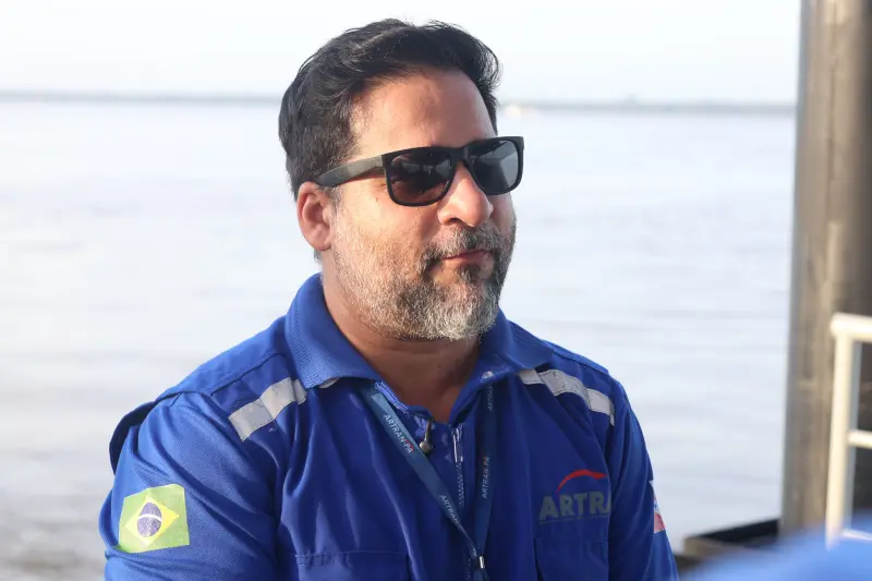 Anderson Silva - Conrtrolador de transporte da Artran <div class='credito_fotos'>Foto: Bruno Cecim / Ag.Pará &nbsp;&nbsp;|&nbsp;&nbsp; <a href='/midias/2025/originais/20251104085929-GF00025374-F00462727.jpg' download><i class='fa-solid fa-download'></i> Download</a></div>