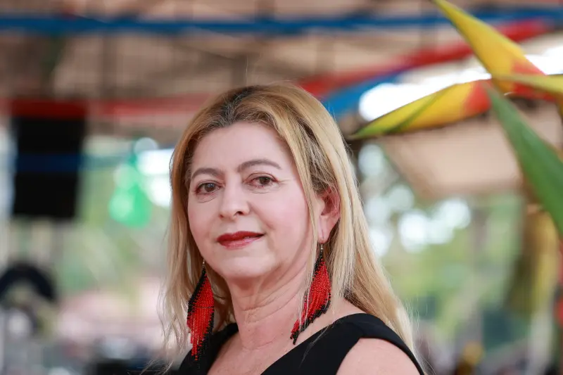 Joelma Alencar, coordenadora do núcleo de formação indígena da UEPA <div class='credito_fotos'>Foto: Marcelo Lelis / Ag. Pará &nbsp;&nbsp;|&nbsp;&nbsp; <a href='/midias/2025/originais/20251104100902-GF00025376-F00462817.jpg' download><i class='fa-solid fa-download'></i> Download</a></div>