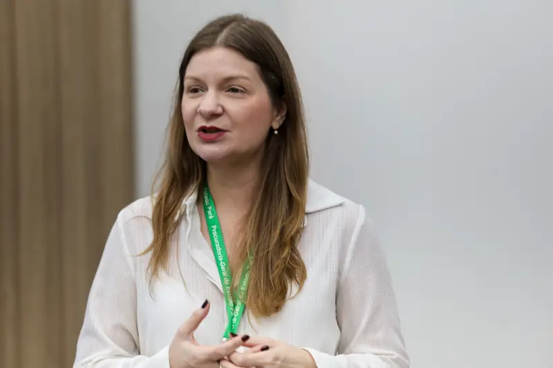 Ana Carolina Gluck Paúl - procuradora-geral do Estado <div class='credito_fotos'>Foto: Bruno Cruz / Ag. Pará &nbsp;&nbsp;|&nbsp;&nbsp; <a href='/midias/2025/originais/20251104111840-GF00025378-F00462894.jpg' download><i class='fa-solid fa-download'></i> Download</a></div>