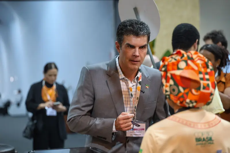  <div class='credito_fotos'>Foto: Marco Santos / Ag. Pará &nbsp;&nbsp;|&nbsp;&nbsp; <a href='/midias/2025/originais/20251110112415-GF00025422-F00464612.jpg' download><i class='fa-solid fa-download'></i> Download</a></div>