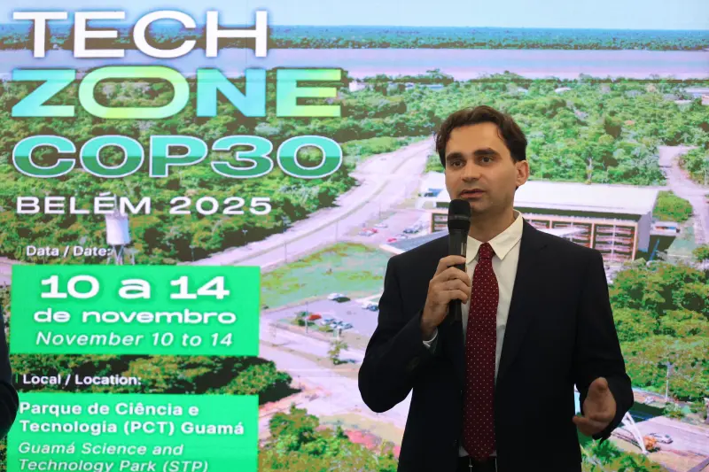 Ruslan Proklov - Vice-reitor adjunto da MSU