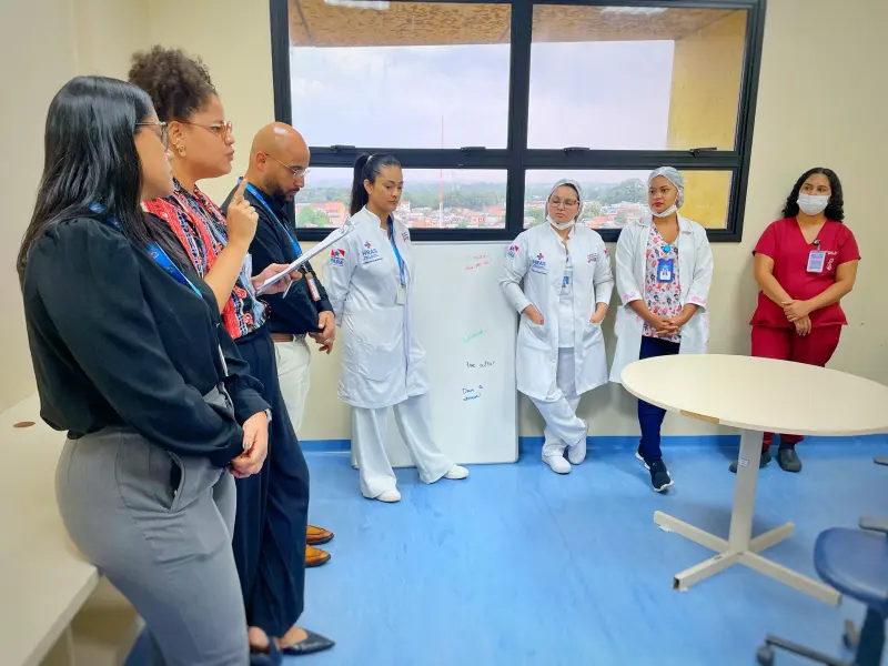 Simulação realistica no Hospital Abelardo Santos promove aprendizado imediato e feedback integrado entre equipes