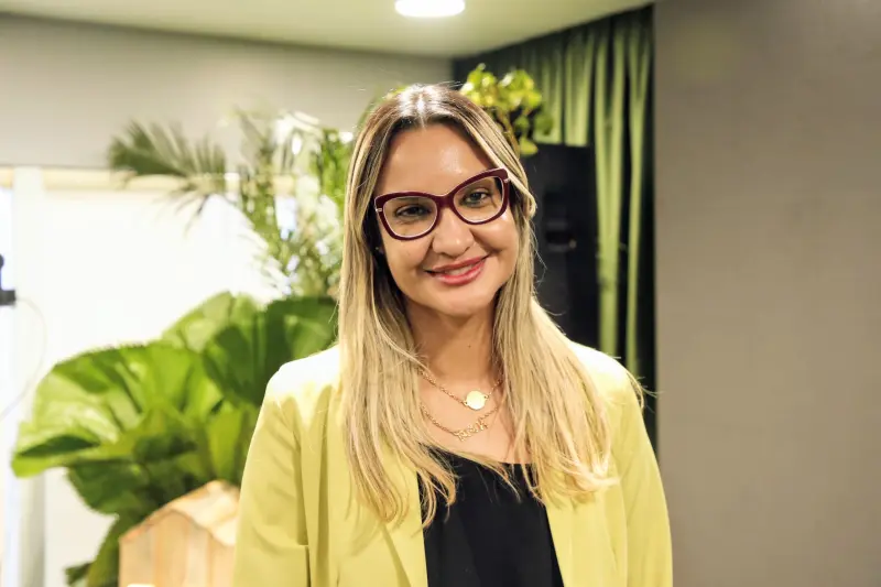 Professora e Dirigente, Ana Karolina Pinheiro 