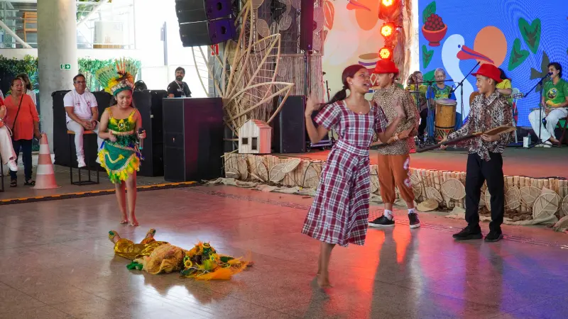  <div class='credito_fotos'>Foto: Vinicius Pinto / Ag. Pará &nbsp;&nbsp;|&nbsp;&nbsp; <a href='/midias/2025/originais/20251118140112-GF00025594-F00469679.jpg' download><i class='fa-solid fa-download'></i> Download</a></div>