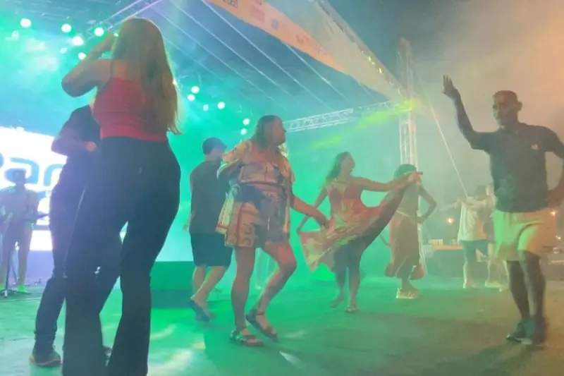 Grupo Sabor Marajoara colocou o público para dançar 