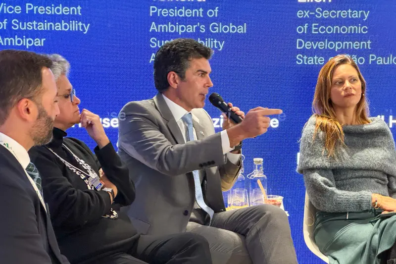 notícia: Governador destaca legado da COP 30 na Amazônia para valorização da floresta e bioeconomia no Fórum Mundial na Suíça