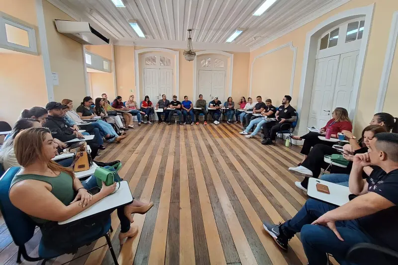 notícia: Segup promove capacitação para atendimento de pessoas LGBTQIA+ no sistema penitenciário