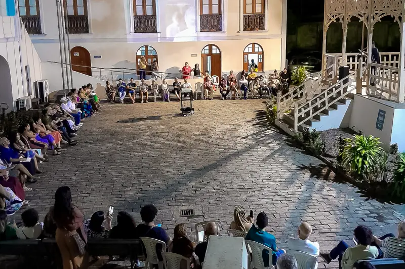 notícia: Fundação Cultural do Pará promove roda de leitura em homenagem a Maria Lúcia Medeiros