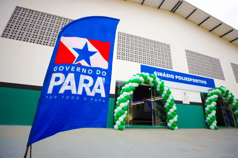 galeria: Entrega do Ginásio poliesportivo de Brasil Novo