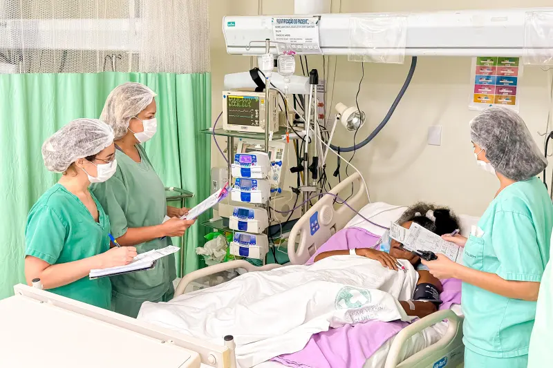 notícia: UTI Cardiológica do Hospital de Clínicas é reconhecida entre as melhores do Brasil   