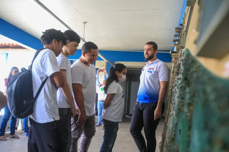 notícia: “Março das Águas” levou mais de 200 alunos ao Complexo Bolonha