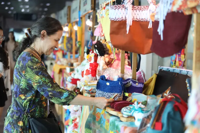 notícia: Empresas de acessórios e confecções representam a maioria de empreendimentos abertos no Pará, este ano 