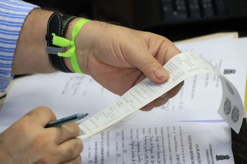 notícia: Comissão Eleitoral divulga resultado de votação na Universidade do Estado Pará 