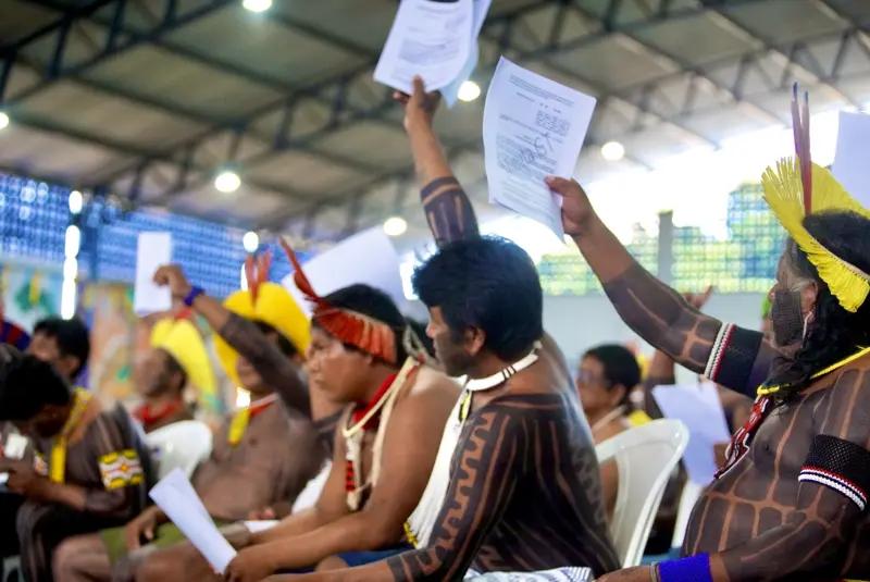 notícia: Governo promove mais uma consulta da nova Lei de Educação Escolar Indígena